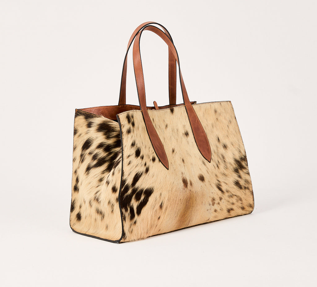 Lady - Life Carrier - Ivory Muse