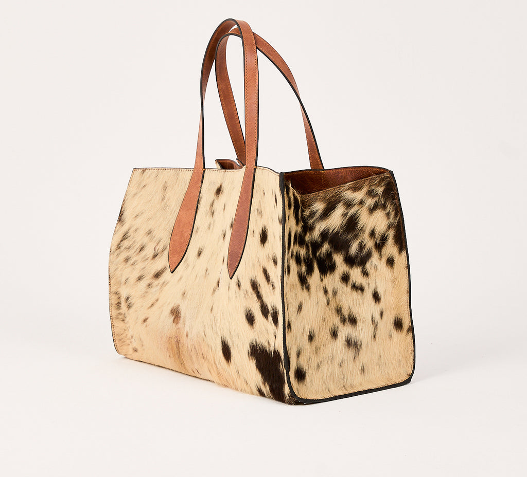 Lady - Life Carrier - Ivory Muse