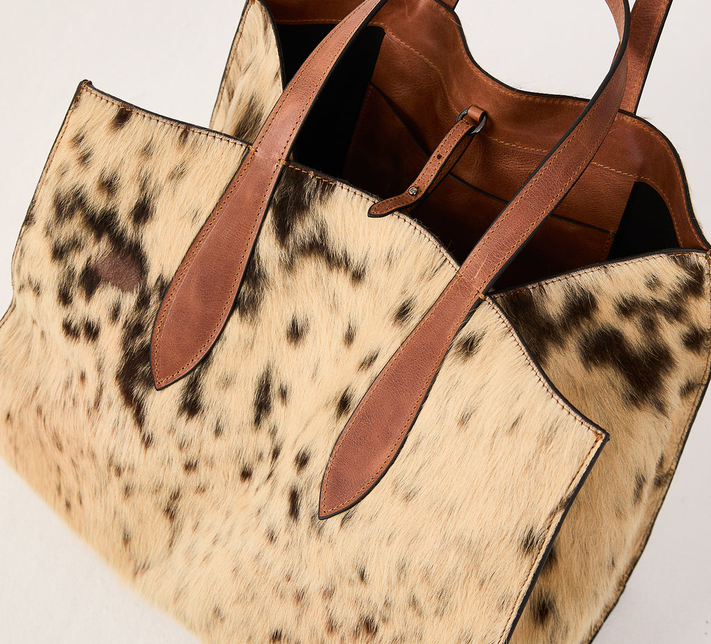 Lady - Life Carrier - Obsidian Grace