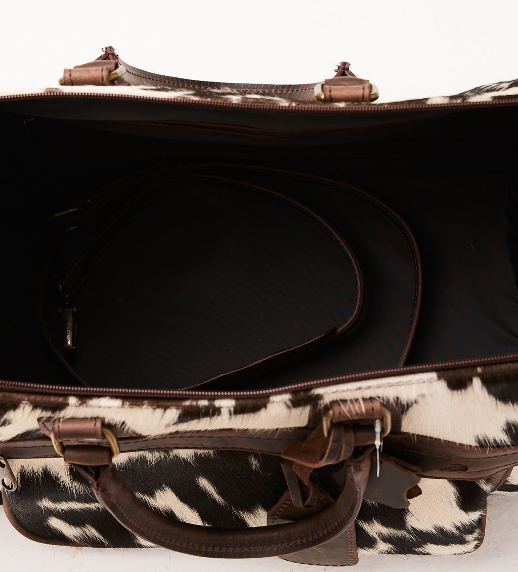 The Weekend Escape - Small Travelbag - Holstein Rebel