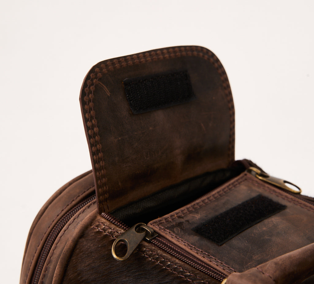 The Weekend Escape - Small Travelbag - Storm Friesian